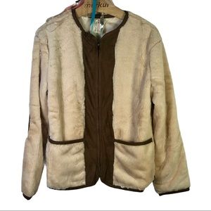 Young Contemporary Mitto shop teddy bear coat NWT